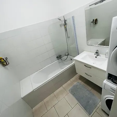 Apartment Magnifique 4 Pieces, 4 Chambres A 10 Min Du Palais Et De La Plage Cannes